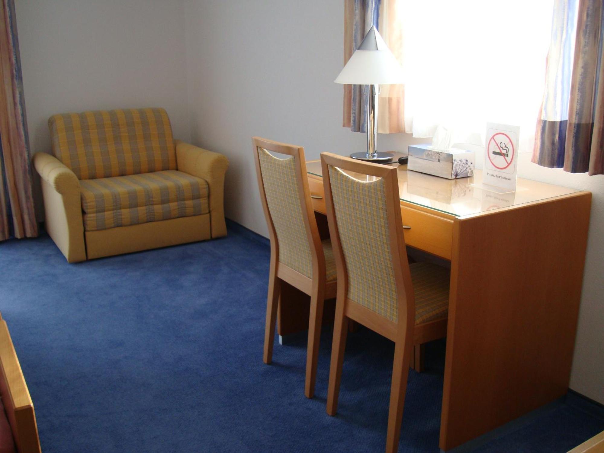 Pension Demmel, Bed & Breakfast Bruckmühl エクステリア 写真