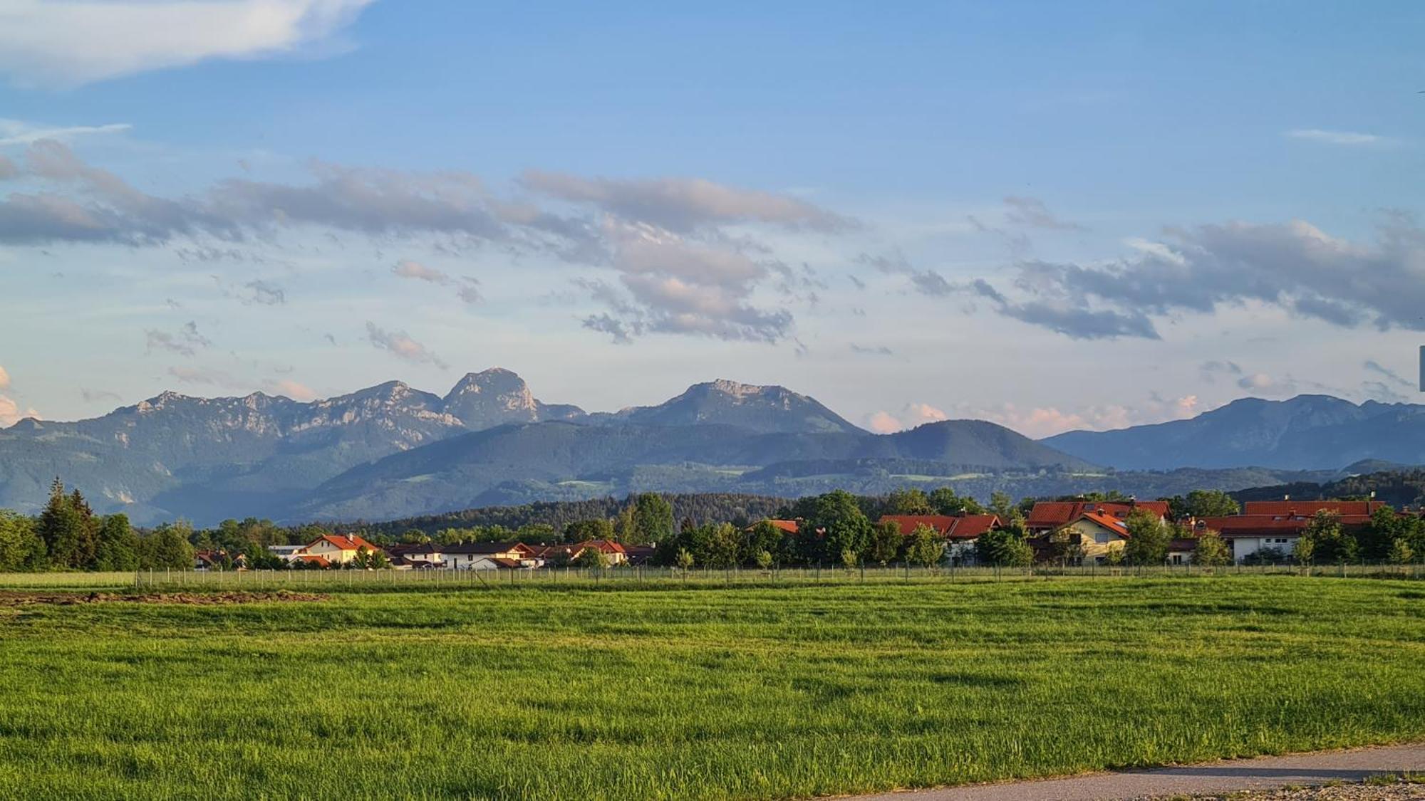 Pension Demmel, Bed & Breakfast Bruckmühl エクステリア 写真
